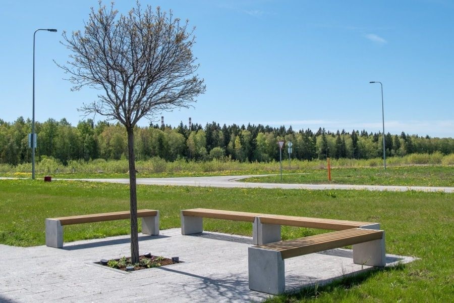 Kuva tuotteesta Betonipenkki KB733 ilman selkänojaa, Kuva 2