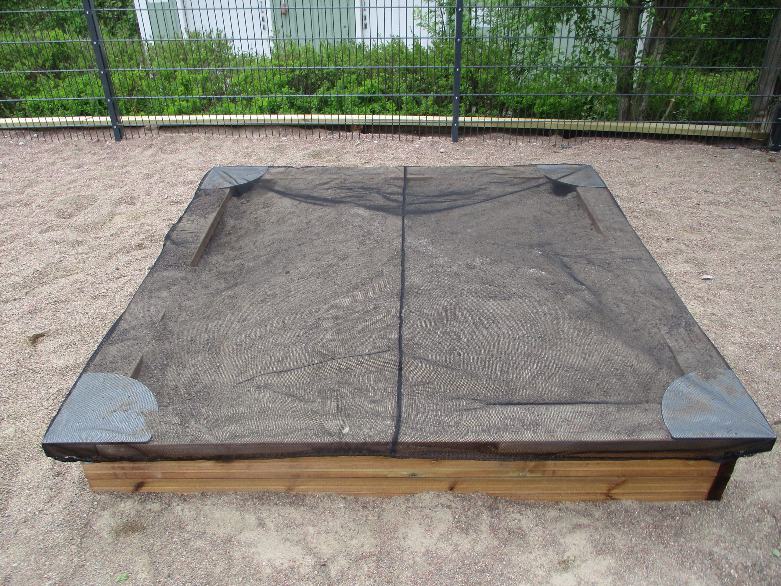 Kuva tuotteesta Hiekkalaatikon suojaverkko 2m x 2m ESV22