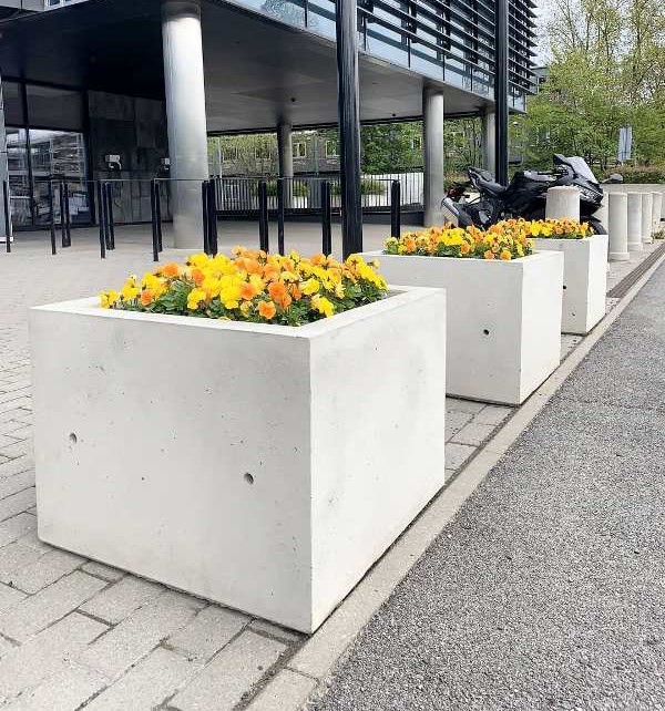 Kuva tuotteesta Piharuukku nelikulmainen KB1062, Kuva 1